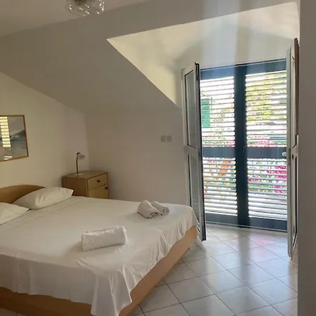 By The Sea Zaklopatica - - 13214