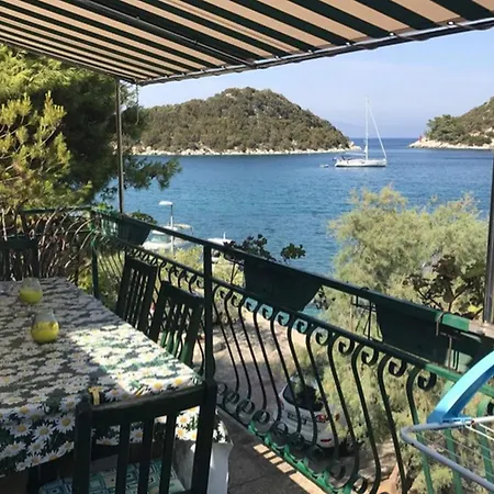 דירה By The Sea Zaklopatica - - 13214 *