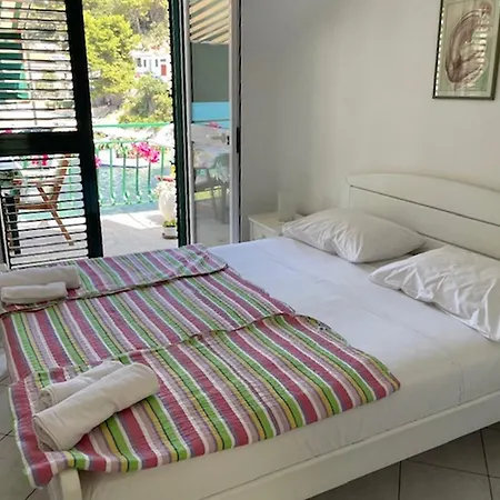 Apartmán By The Sea Zaklopatica - - 13214 Lastovo