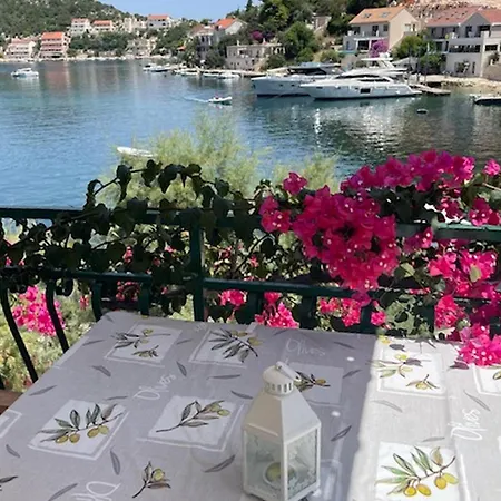 Apartmán By The Sea Zaklopatica - - 13214 Lastovo