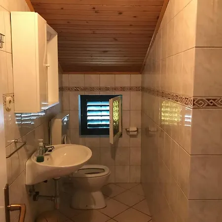 By The Sea Zaklopatica - - 13214 *