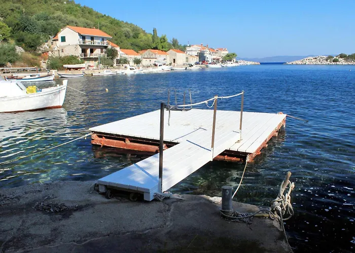 Appartamento By The Sea Zaklopatica - - 13214